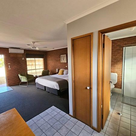 Bridge Motor Inn Tocumwal Exterior foto