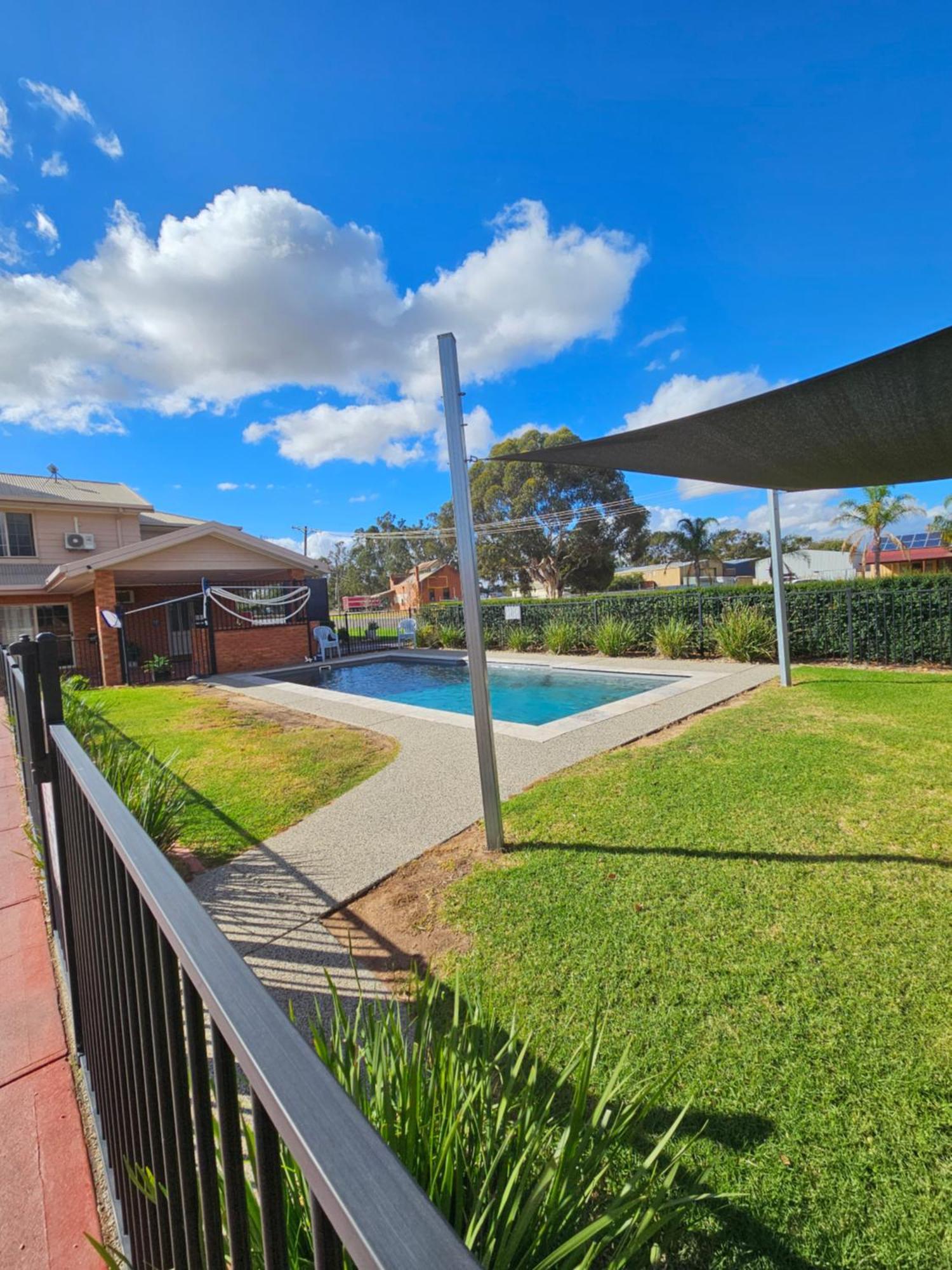Bridge Motor Inn Tocumwal Exterior foto