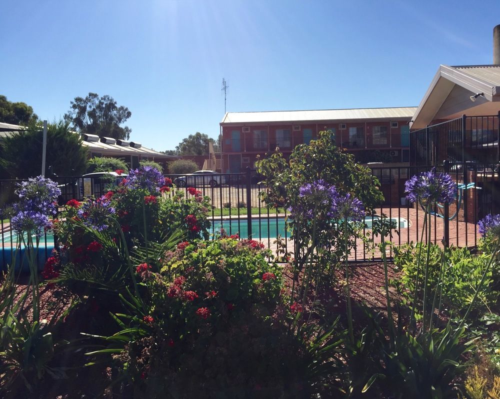 Bridge Motor Inn Tocumwal Exterior foto